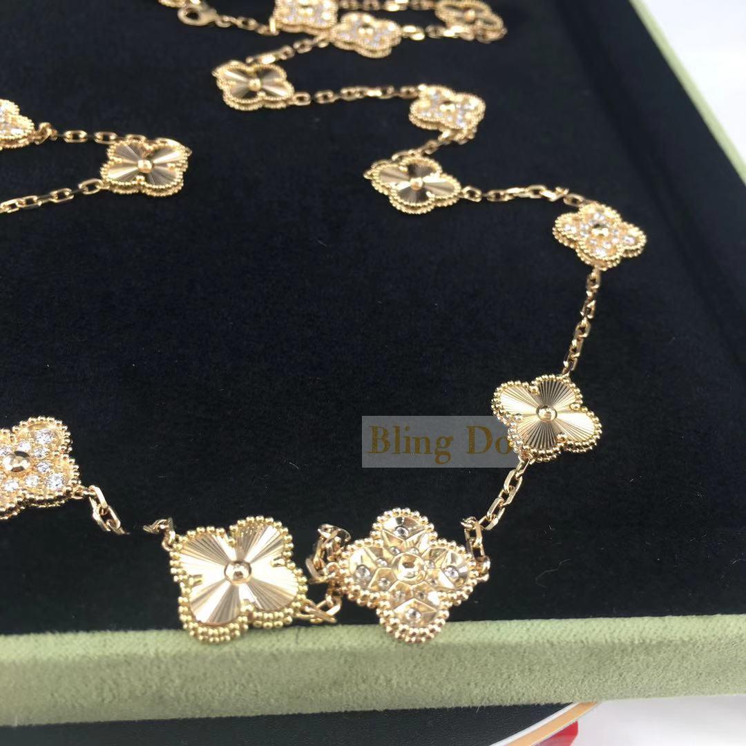 Vintage Alhambra long necklace, 20 motifs 18K rose gold, Diamond